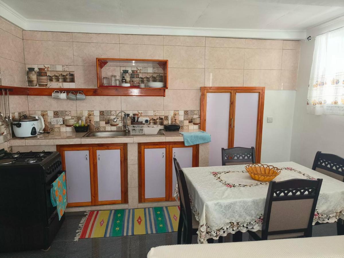 Alpha & Omega Apartment Seychelles Beau Vallon  Exteriör bild